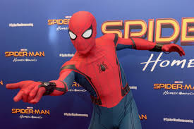 The suit's overall design is based primarily on the classic suit, but with several modifications. Spider Man 3 1 Marvel Actor Wants To Join The Upcoming Mcu Film
