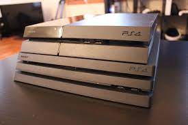 While the ps4 slim keeps to the tried and trusted route of reboxing the original console into a thinner, lighter and more for ps4 pro developers in particular they will potentially need to choose whether to opt for 4k 30fps or 1080p 60fps in their titles, while there's upscaling support to run older games in 4k. Unikalus Garsiakalbis Semestras Ps4 Pro Vs Ps4 Fat Scholarsglobe Org