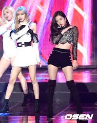 Lisa At Gaon Chart Music Awards 2019 Black Pink Photo