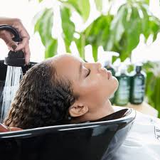 Leaves hair clean and moisturized. How To Co Wash Use The Loc Method For Curls And Natural Hair