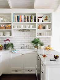 5 paint colors for small kitchens