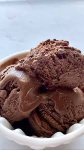 4 ing vegan chocolate ice cream