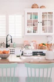 cozy farmhouse kitchen countertops