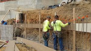 Retaining Wall Construction Service