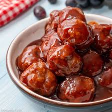 Grape Jelly BBQ Meatballs - Amanda's Easy Recipes