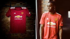 Personaliza tu camiseta de manchester united 2020/21 con tu nombre y número. El Manchester United Muestra Su Nueva Camiseta 2020 2021