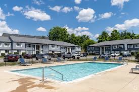 apartments for in plymouth mi