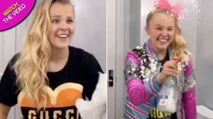 Two weeks later, on february 7th, siwa published a question and answer video on her youtube channel. Youtuber And Nickelodeon Star Jojo Siwa Comes Out As Gay In Incredible Way Mirror Online