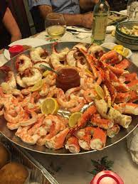 Seafood linguine seafood menu seafood dinner fish and seafood seafood party shrimp christmas eve meal italian christmas noel mixed seafood risotto and a #feastofthesevenfishes menu. 7 Fishes Christmas Food Dinner Christmas Eve Dinner Menu Italian Christmas Eve Dinner