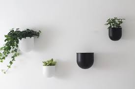 Round Minimalist Metal Wall Planter Pot