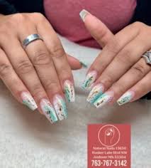 natural nails best nail salon in
