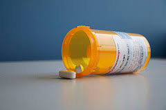 How long does cvs keep my prescription history? Cvs Pharmacy Tech Makes Up Laws Demands Photo Id For Prescription Dropoff Consumerist