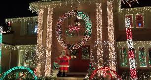 Here Are The Best Christmas Lights To See Near Detroit