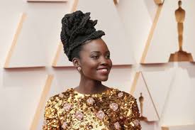 lupita nyong o s 2022 oscars hair