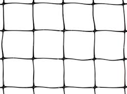 extruded plastic mesh in deer fence and