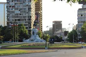 Manuel baquedano creció en un ambiente militar por excelencia. Plaza Baquedano Picture Of Free Walking Tour Of Santiago Tripadvisor