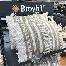 broyhill branded pillow display tower