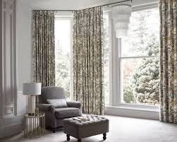 Looking for the perfect living room curtains to dress up your windows? Country Curtain Ideas For Living Rooms Country