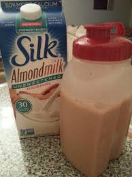 An easy recipe for almond milk coffee creamer with a concentrated flavor and creamy texture, perfect for splashing into your favorite coffee or tea. Pin On Low Carb Lovin It
