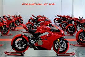 Dieser motor setzt nicht nur im punkto leistung und. The United States Is No Longer Ducati S Largest Market Asphalt Rubber