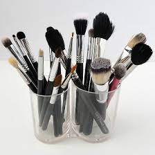 how to dry makeup brushes the right way