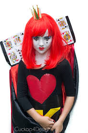 easy queen of hearts costume story