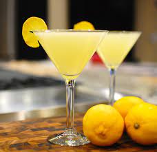 fresh lemon drop martini limoncello
