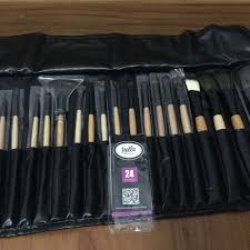 bella 24 piece set makeup brushes