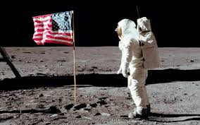 Le destin des 12 astronautes qui ont marché sur la lune. Appel Aux Lecteurs Racontez Nous Ce Que Vous Faisiez Quand Neil Armstrong A Marche Sur La Lune Nice Matin