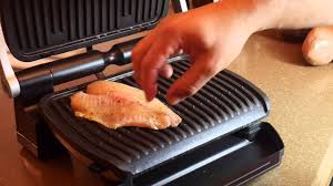 The optigrill features a powerful 1800 watt heating element, user friendly controls ergonomically located on the handle, and die cast aluminum plates with. My First Fish On The T Fal Optigrill Youtube