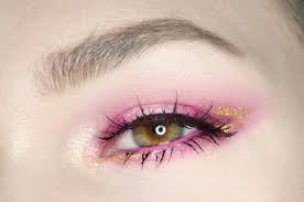 pink and gold bold makeup look morerebe