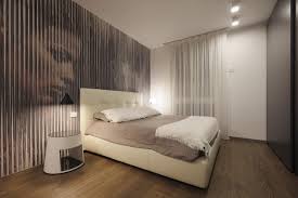 Idea camera da letto moderna con cabina armadio con lo spazio delimitato con colori a contrasto. Camere Da Letto Moderne Fratelli Pellizzari