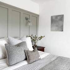 30 Grey And White Bedroom Ideas For