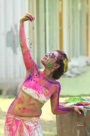 Beauty Galore HD : Kesariee Hot Shocking Photos At Holi Celebration