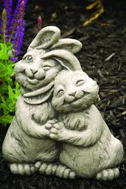 bunny rabbit garden statues at statue