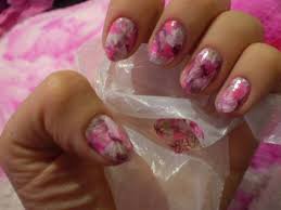 marble nails plastic wrap by