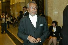 Shafee had earlier tried to bargain down the initial rm4 million bail to just rm500,000 which was rejected by thomas. Shafee Fails To Recuse Tribunal Chief In Misconduct Hearing Over Anwar Prosecution Malaysia Malay Mail