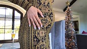 Donald trump gifted the ring to his wife for their 10th anniversary, and it was the price that put critics in a bind. Pregnant Lala Kent In Holiday Maternity Dress On Wwhl Style Living