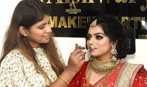 best makeup artist in navi mumbai