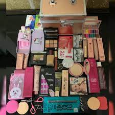 lakme makeup kit super sell hit a 84