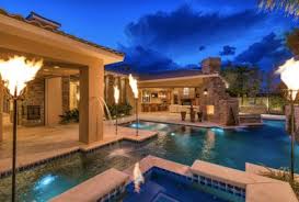 las vegas homes with pool