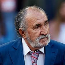 Ion tiriac (81) is a tennis player from romania. Serena Williams Rises Above Tiriac And Co But Misogyny And Racism Take A Toll Serena Williams The Guardian