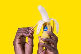 How to cut a banana correctly. How To Open A Banana They Re Fun To Peel Chiquita