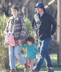 A fő csapat kitüntetése ; Ian Somerhalder Nikki Reed Go For A Hike With Their Daughter Bodhi Soleil 3 In Rare New Family Pics Art Digest