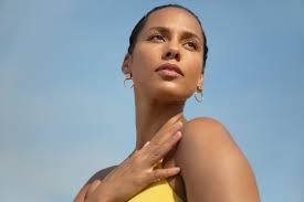 why alicia keys is shaking off her no