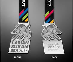 Poor signage leading to starting area plus informing the the some of the lanes adjacent to the starting area was actually part of the sea games. Larian Sukan Sea 2017 Justrunlah