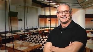 Located just 20m away from the cellar door and overlooking the house of cards vineyard is the newly built restaurant, chow's table. Restaurant Impossible House Of Cards S18ep10 Food Network Thurs 25 Mar 2021