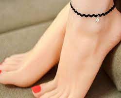 Black Thread In Leg| पैर में काला धागा पहनने की वजह| Kyun Pairon Me Pehna  Jata Hai kala Dhaga-पैर में क्यों पहना जाता है 'काला धागा', एस्ट्रोलॉजर से  जानें