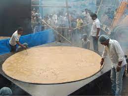 Worlds Largest Roti Is Made In This City Of India It Weighs 145 Kg | भारत के इस शहर में बनती है दुनिया की सबसे बड़ी रोटी, 145 किलो होता है वजन