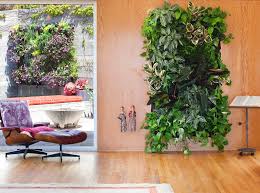8 Living Walls And Vertical Gardens To